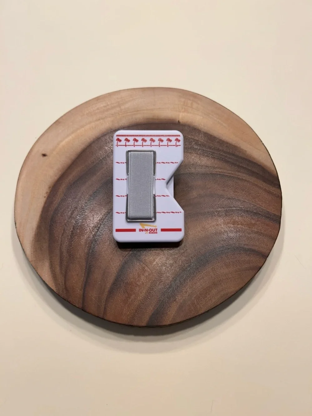 IN-N-OUT Phone Stand / Grip